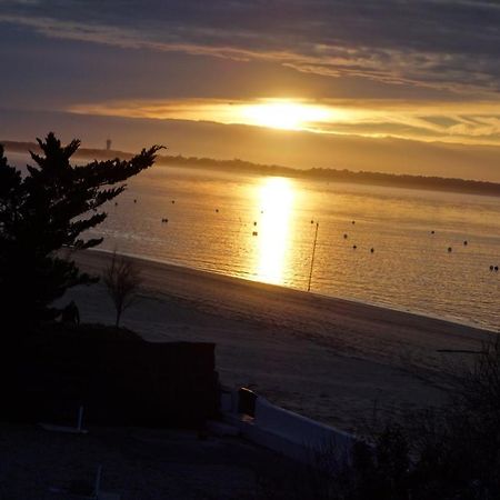 Appartement Arcachon Perreire Premiere Ligne Les Pieds Dans L Eau Vue Magnifique Sur Le Bassin Esterno foto