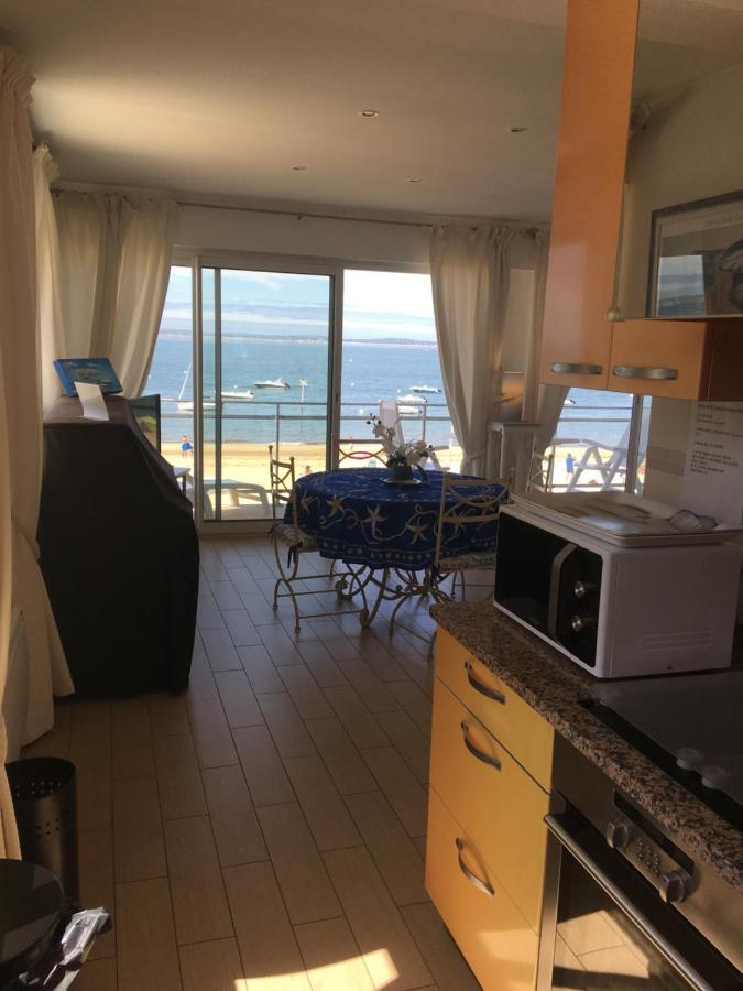 Appartement Arcachon Perreire Premiere Ligne Les Pieds Dans L Eau Vue Magnifique Sur Le Bassin Esterno foto