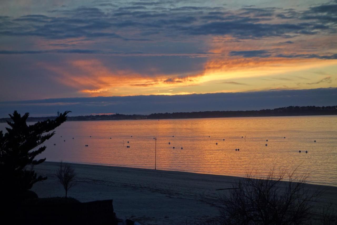 Appartement Arcachon Perreire Premiere Ligne Les Pieds Dans L Eau Vue Magnifique Sur Le Bassin Esterno foto