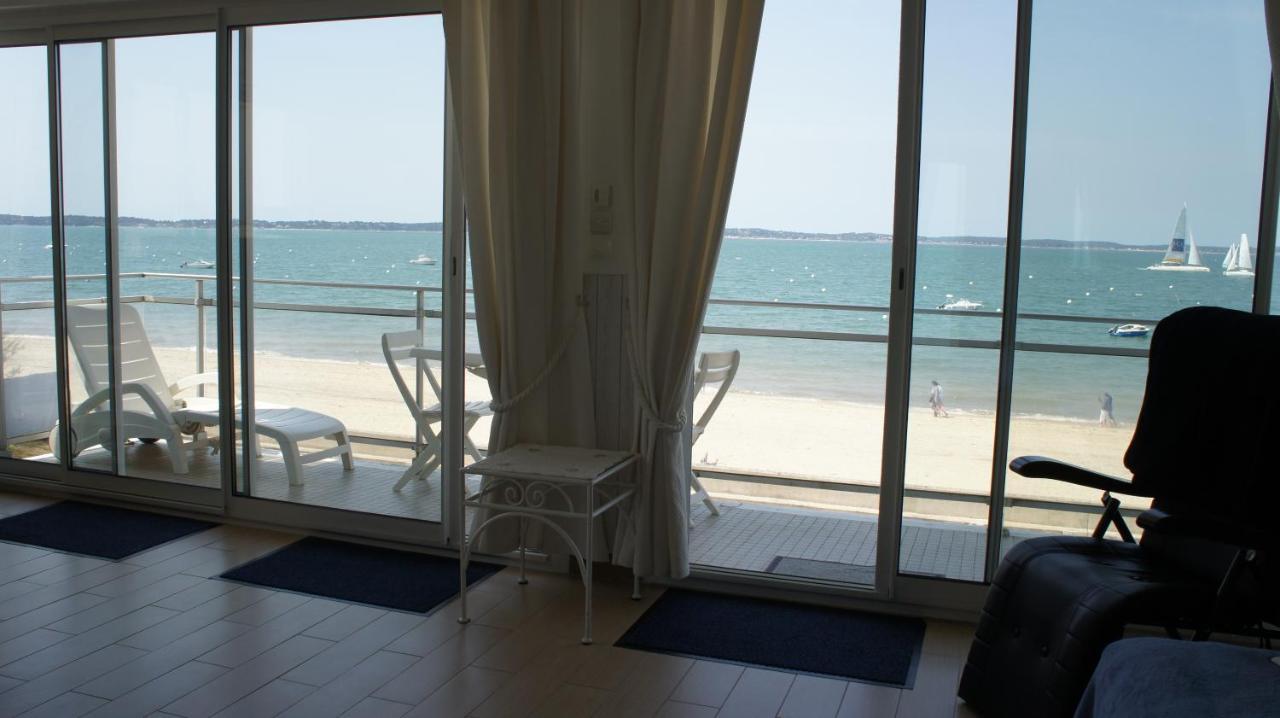 Appartement Arcachon Perreire Premiere Ligne Les Pieds Dans L Eau Vue Magnifique Sur Le Bassin Esterno foto