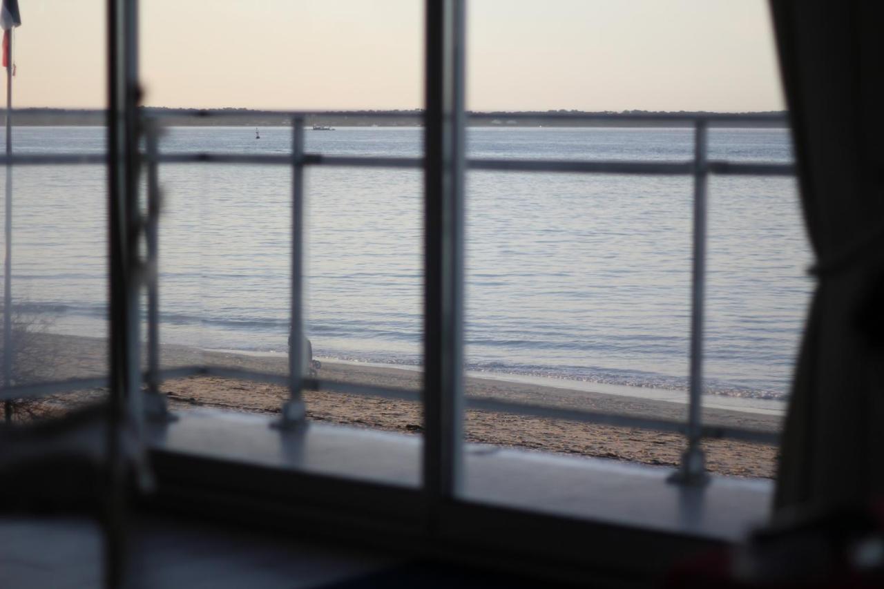 Appartement Arcachon Perreire Premiere Ligne Les Pieds Dans L Eau Vue Magnifique Sur Le Bassin Esterno foto